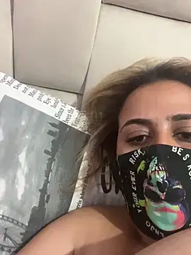 Lola-Sexxx online show from 02.04.25