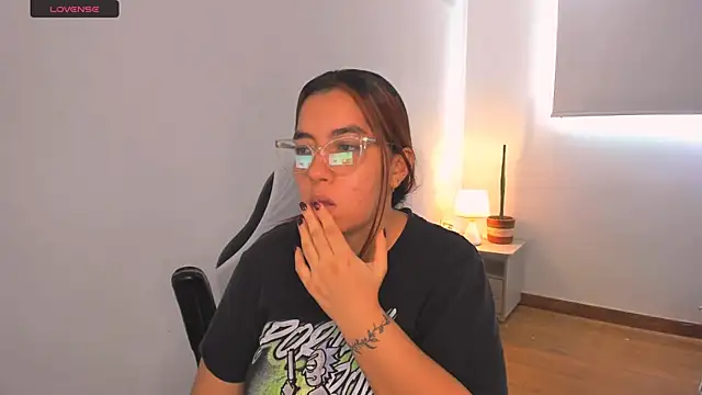 brithany olson25 online show from 03.05.25