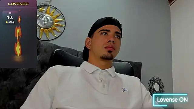 Snapshot of RYAN_PATERSON chatting on 02.13.25 RYAN PATERSON online show from 02.13.25