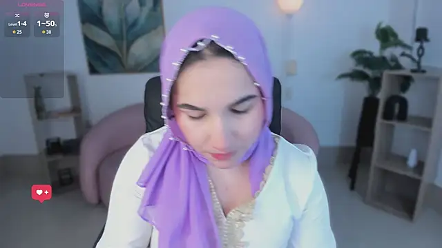 Ayha khalaf online show from 10.29.25