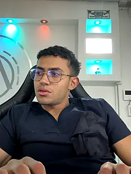 Thonny-becker online show from 10.24.25