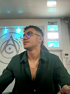 Thonny-becker online show from 10.26.25