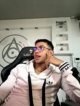 Thonny-becker online show from 11.02.25