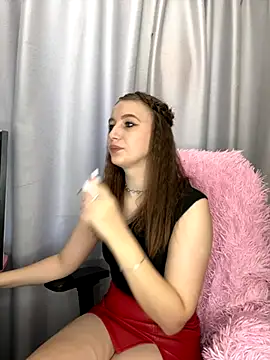 LillyFan-X online show from 10.18.25