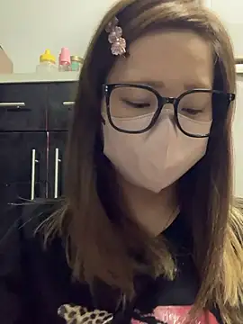 Snapshot of ran_xx_x chatting on 09.17.25 ran xx x online show from 09.17.25