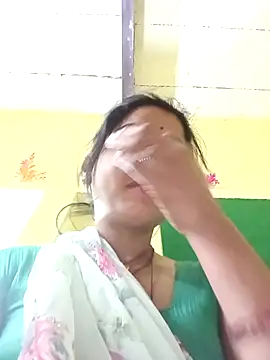 Bhuvi Bedi online show from 02.23.25