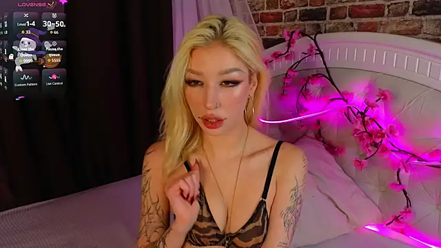 SallyCha online show from 11.07.25