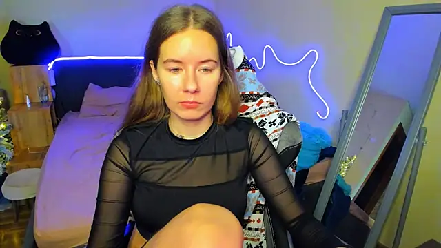 EmilyPaw online show from 01.06.26