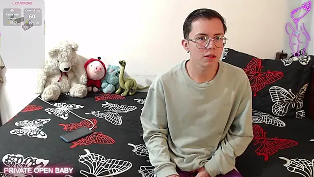 Tina 4 Charlie online show from 10.21.25