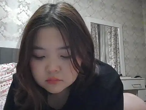 elysiann3 online show from 02.02.25