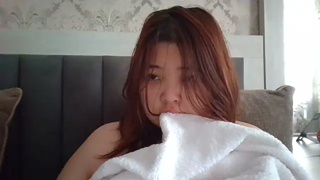 elysiann3 online show from 02.25.25