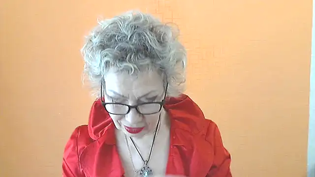 Snapshot of NessyJenixs chatting on 04.25.26 NessyJenixs online show from 04.25.26