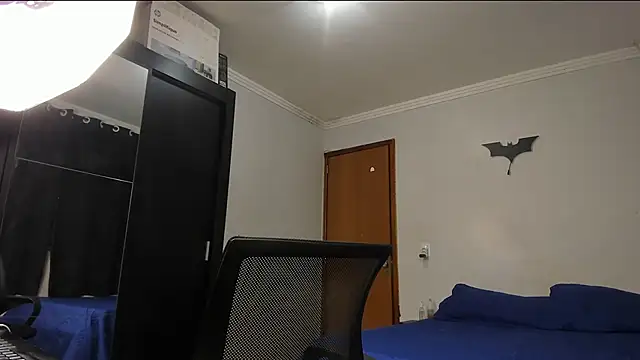 Snapshot of sexyflight chatting on 02.20.25 sexyflight online show from 02.20.25