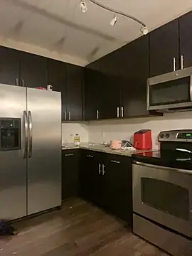 theprettysoles online show from 11.21.25