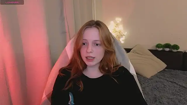 Snapshot of Hanna_melon chatting on 02.11.25 Hanna melon online show from 02.11.25