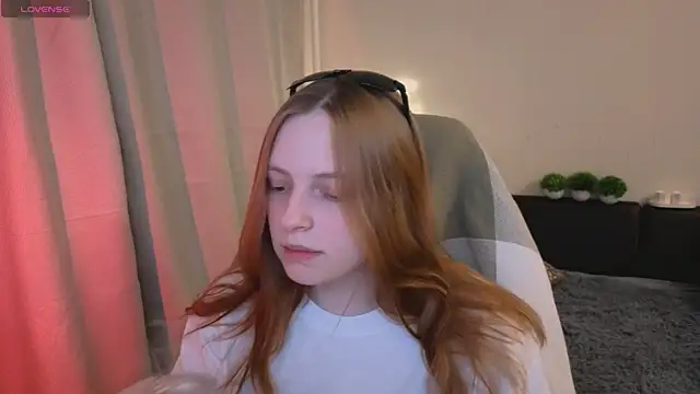 Snapshot of Hanna_melon chatting on 02.12.25 Hanna melon online show from 02.12.25