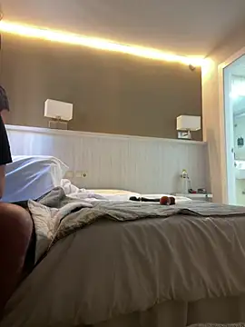 Snapshot of Lobna-alami chatting on 04.09.26 Lobna-alami online show from 04.09.26