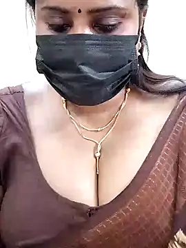 Queenflowerr online show from 01.27.25