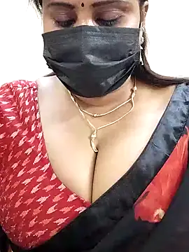 Queenflowerr online show from 01.28.25