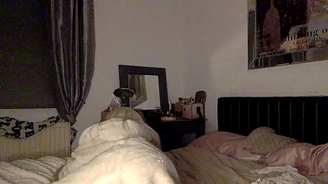 Snapshot of blissdimicco chatting on 01.23.25 blissdimicco online show from 01.23.25