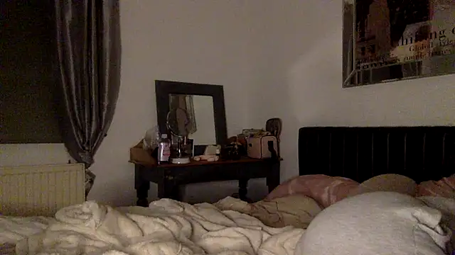 Snapshot of blissdimicco chatting on 01.27.25 blissdimicco online show from 01.27.25