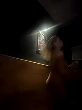 Snapshot of blissdimicco chatting on 09.19.25 blissdimicco online show from 09.19.25