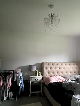 Snapshot of blissdimicco chatting on 10.29.25 blissdimicco online show from 10.29.25