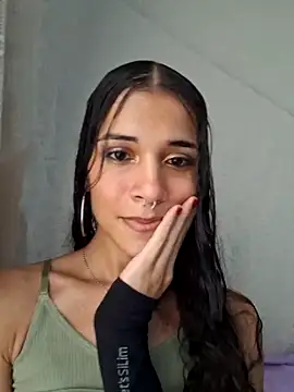 Snapshot of novinhatransexy chatting on 06.16.26 novinhatransexy online show from 06.16.26