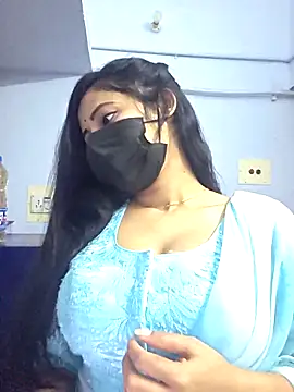 Snapshot of Hot_honey77 chatting on 10.04.25 Hot honey77 online show from 10.04.25