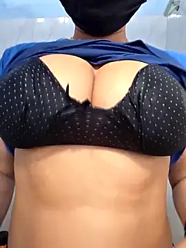 Snapshot of Hot_honey77 chatting on 10.09.25 Hot honey77 online show from 10.09.25