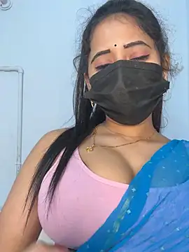 Snapshot of Hot_honey77 chatting on 10.19.25 Hot honey77 online show from 10.19.25