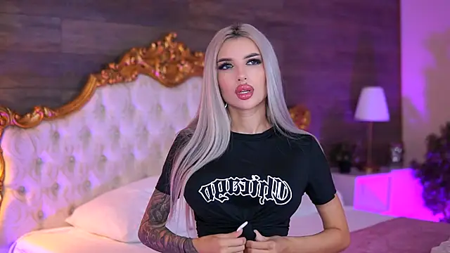 Juicy Jessye online show from 10.05.25