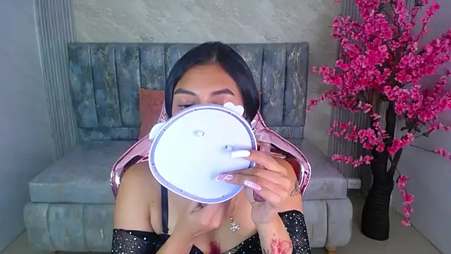 lilith petit sub online show from 02.04.25