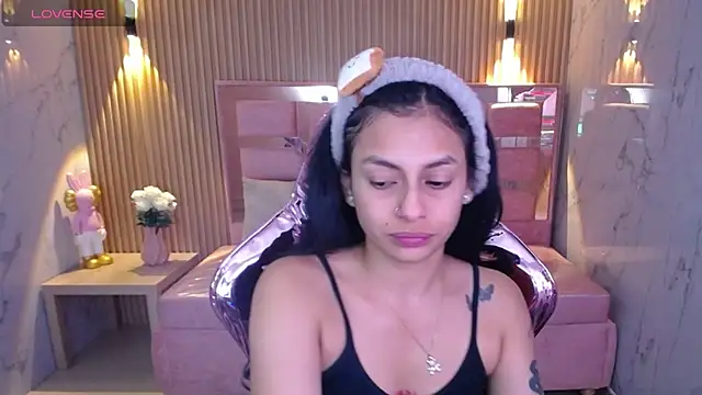 lilith petit sub online show from 02.08.25