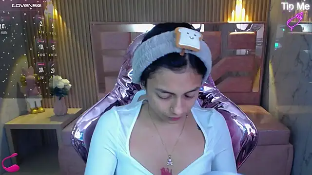 lilith petit sub online show from 02.11.25