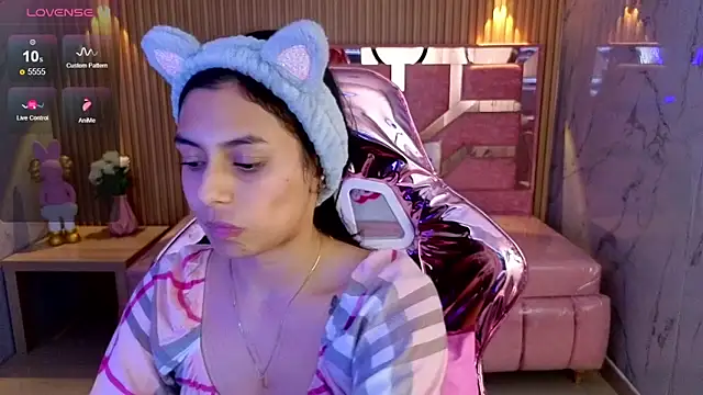 lilith petit sub online show from 10.16.25