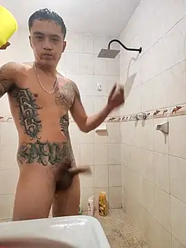 Snapshot of Ch420 chatting on 11.07.25 Ch420 online show from 11.07.25