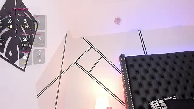 Luciana brown  online show from 03.05.25
