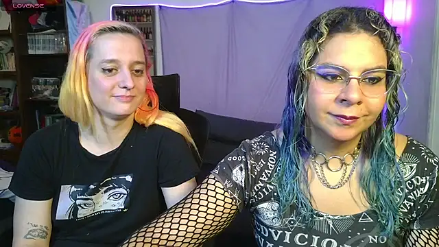 Snapshot of Evelan420 chatting on 07.11.26 Evelan420 online show from 07.11.26