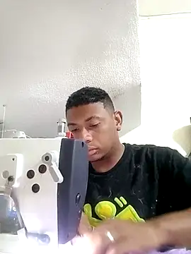 Snapshot of Therocablack chatting on 02.22.25 Therocablack online show from 02.22.25