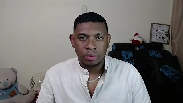 Snapshot of Therocablack chatting on 03.19.25 Therocablack online show from 03.19.25