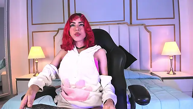 Raven jade  online show from 01.28.25