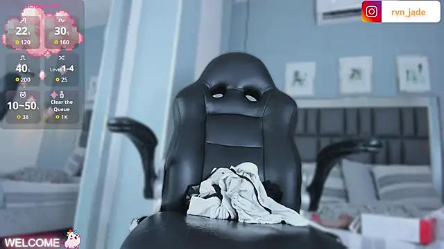 Raven jade  online show from 10.27.25