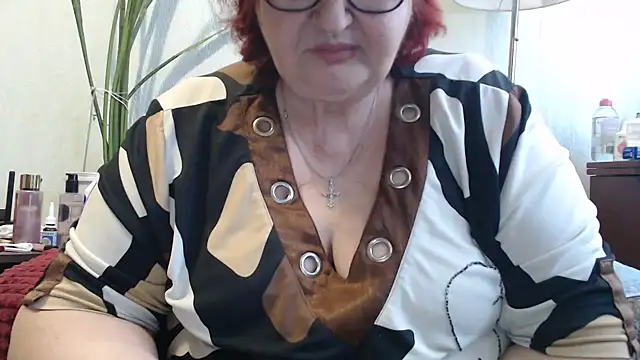 Snapshot of DeniseeRosea chatting on 05.09.26 DeniseeRosea online show from 05.09.26
