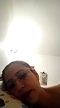 Snapshot of PaulinaCOL chatting on 01.25.25 PaulinaCOL online show from 01.25.25