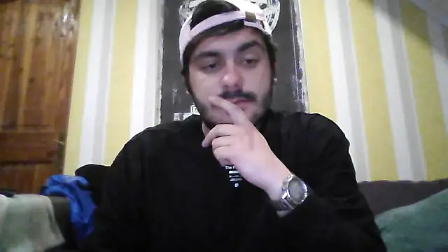 Snapshot of shycoouple1 chatting on 10.12.25 shycoouple1 online show from 10.12.25