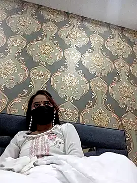 College Girl-M online show from 01.26.25