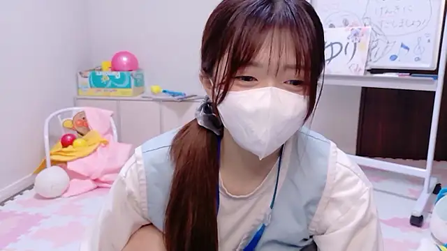 Snapshot of NA-KAREN-V8 chatting on 10.16.25 NA-KAREN-V8 online show from 10.16.25