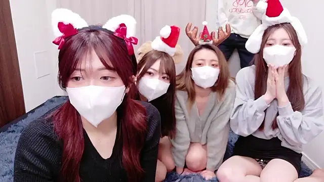 NA-KAREN-V8 online show from 12.17.25