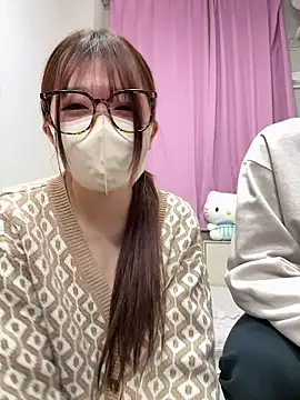 Snapshot of NA-KAREN-V8 chatting on 05.04.26 NA-KAREN-V8 online show from 05.04.26